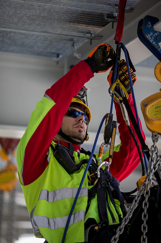 OVERHEAD POWER LINES CONSTRUCTION & MODERNIZATION